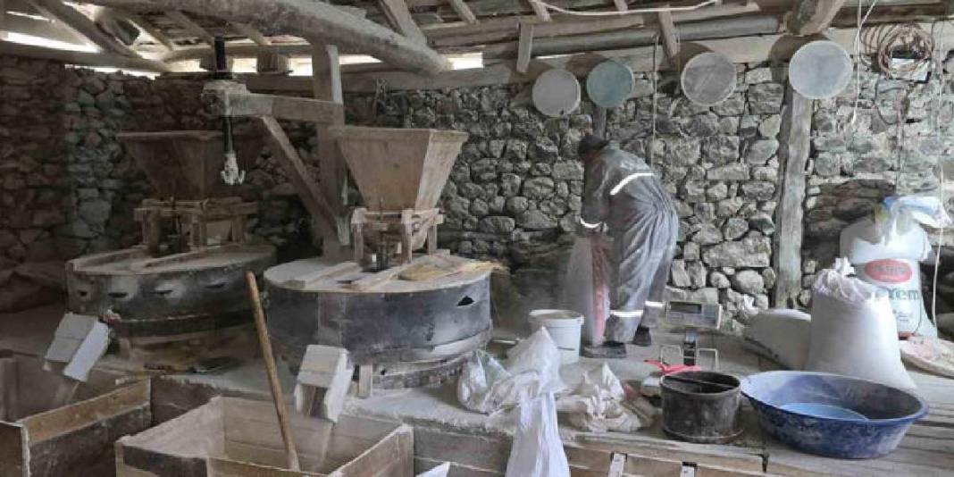 Dededen toruna 300 yıllık miras: Su bereketlendiriyor, değirmen zamana meydan okuyor! 1